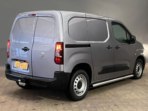 Peugeot Partner Peugeot 1.5 BlueHDi 130 S&S L1 | Apple CarPlay/Android Auto | Cruise control | Houten vloer in la... ActivLease financial lease