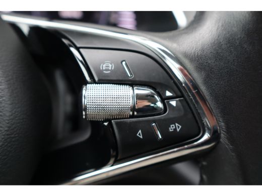 Skoda Octavia Combi 1.5 TSI First Edition | Stoelverwarming | Parkeersensoren | Navigatie | Apple Carplay/Andro... ActivLease financial lease