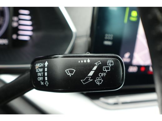 Skoda Octavia Combi 1.5 TSI First Edition | Stoelverwarming | Parkeersensoren | Navigatie | Apple Carplay/Andro... ActivLease financial lease