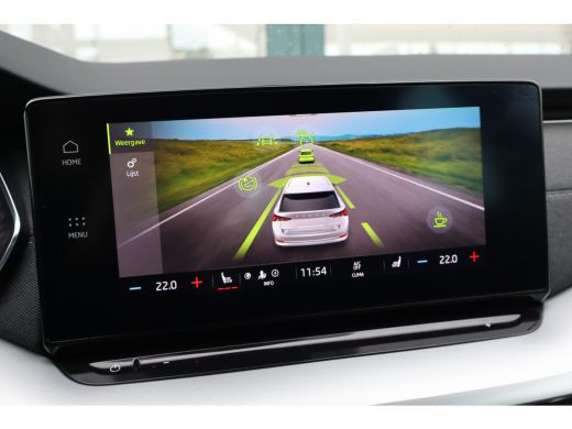 Skoda Octavia Combi 1.5 TSI First Edition | Stoelverwarming | Parkeersensoren | Navigatie | Apple Carplay/Andro... ActivLease financial lease