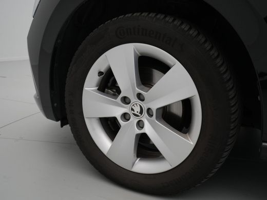 Skoda Scala 1.0 TSI 110pk Ambition Navi via App Airco Cruise Lm Velgen 122 ActivLease financial lease