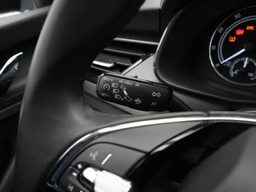 Skoda Scala 1.0 TSI 110pk Ambition Navi via App Airco Cruise Lm Velgen 122 ActivLease financial lease