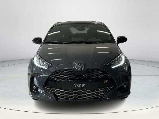 Toyota Yaris 1.5 Hybrid 130 GR Sport ActivLease financial lease