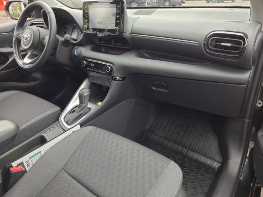 Toyota Yaris 1.5 Hybrid Dynamic Edition | Apple CarPlay | Head Up | Stoel/stuurverwarming | Rijklaarprijs incl... ActivLease financial lease