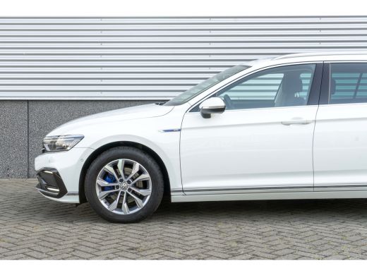 Volkswagen Passat Variant Volkswagen GTE Business 1.4 PHEV 218PK | | Elektrisch glazen panorama-dak | Trekhaak ActivLease financial lease