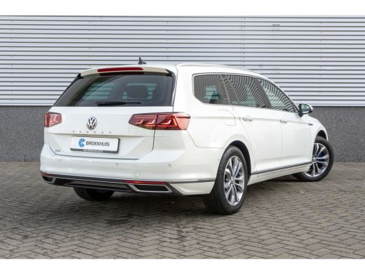 Volkswagen Passat Variant Volkswagen GTE Business 1.4 PHEV 218PK | | Elektrisch glazen panorama-dak | Trekhaak ActivLease financial lease