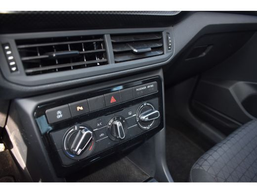 Volkswagen T-Cross 1.0 TSI Life | AIRCO | ADAPT. CRUISE ActivLease financial lease