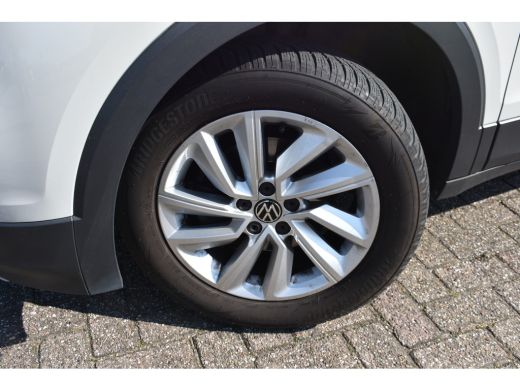 Volkswagen T-Cross 1.0 TSI Life | AIRCO | ADAPT. CRUISE ActivLease financial lease