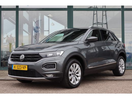 Volkswagen T-Roc 1.5 TSI Sport | Cruise Control | Achteruitrijcamera | Apple Carplay/Android Auto | Volkswagen T-Roc 1.5 TSI Sport | Cruise Control | Achteruitrijcamera | Apple Carplay/Android Auto |
