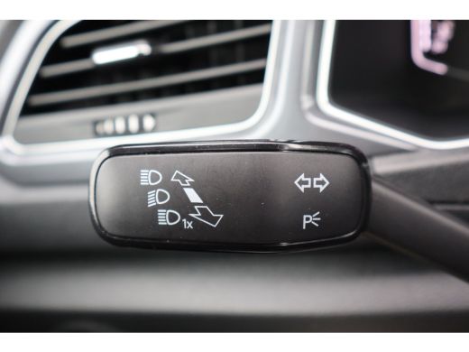 Volkswagen T-Roc 1.5 TSI Sport | Cruise Control | Achteruitrijcamera | Apple Carplay/Android Auto | ActivLease financial lease