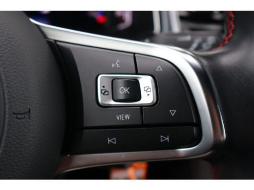 Volkswagen T-Roc 1.5 TSI Sport | Cruise Control | Achteruitrijcamera | Apple Carplay/Android Auto | ActivLease financial lease