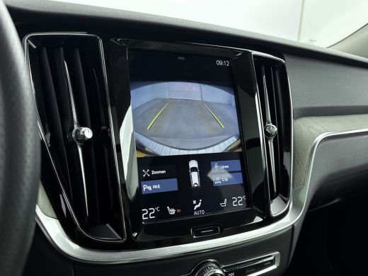 Volvo  V60 Volvo Recharge T8 Twin Engine AWD Inscription |BLIS| Adaptive Cruiscontrol | PDC + Camera | Panor... ActivLease financial lease
