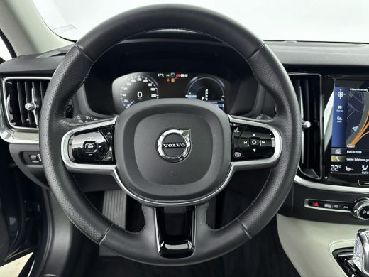 Volvo  V60 Volvo Recharge T8 Twin Engine AWD Inscription |BLIS| Adaptive Cruiscontrol | PDC + Camera | Panor... ActivLease financial lease