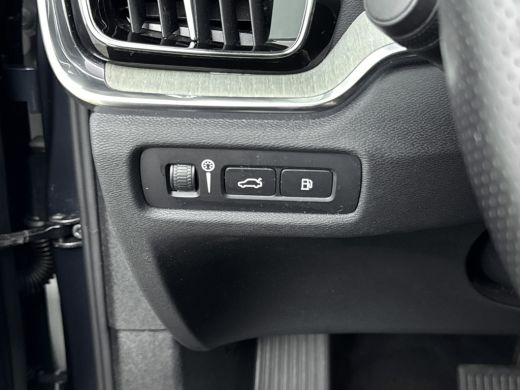 Volvo  V60 Volvo Recharge T8 Twin Engine AWD Inscription |BLIS| Adaptive Cruiscontrol | PDC + Camera | Panor... ActivLease financial lease