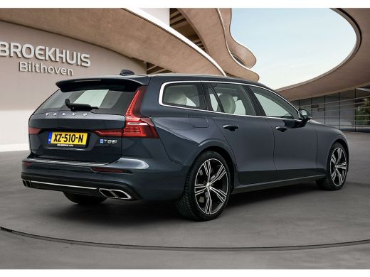 Volvo  V60 Volvo Recharge T8 Twin Engine AWD Inscription |BLIS| Adaptive Cruiscontrol | PDC + Camera | Panor... ActivLease financial lease