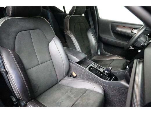 Volvo  XC40 Volvo 1.5 T5 Recharge R-Design | Cruise control adaptief | Dodehoekdetectie met correctie | Elekt... ActivLease financial lease