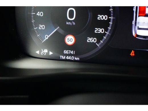 Volvo  XC40 Volvo 1.5 T5 Recharge R-Design | Cruise control adaptief | Dodehoekdetectie met correctie | Elekt... ActivLease financial lease