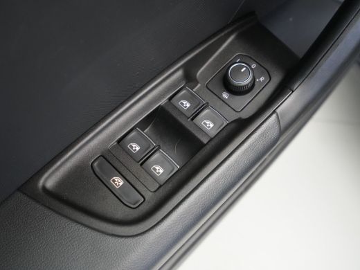 Audi A1 Sportback 25 TFSI 95pk Pro Line Navi via app, airco 100 ActivLease financial lease