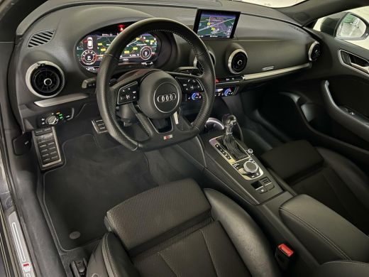 Audi A3 Sportback 35 TFSI 150PK S-Line Black Edition Virtual ActivLease financial lease