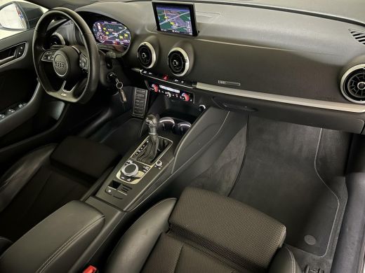 Audi A3 Sportback 35 TFSI 150PK S-Line Black Edition Virtual ActivLease financial lease