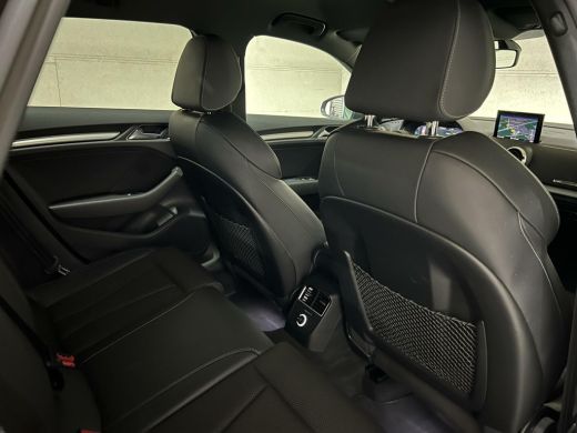 Audi A3 Sportback 35 TFSI 150PK S-Line Black Edition Virtual ActivLease financial lease