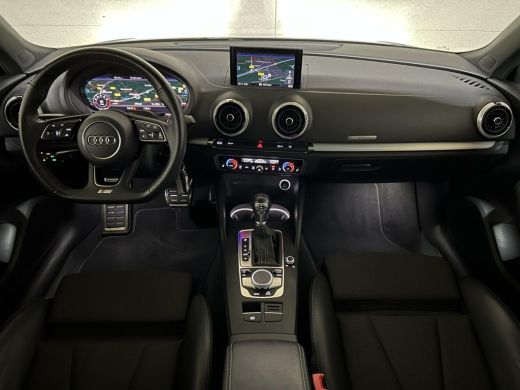 Audi A3 Sportback 35 TFSI 150PK S-Line Black Edition Virtual ActivLease financial lease