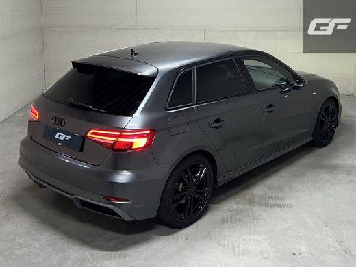 Audi A3 Sportback 35 TFSI 150PK S-Line Black Edition Virtual ActivLease financial lease