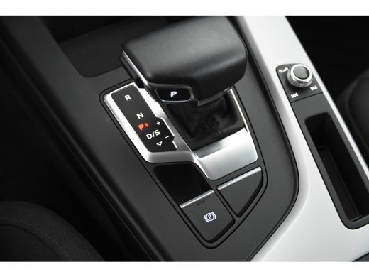 Audi A4 Limousine 35 TFSI S-Tronic *1ste Eigenaar*Navigatie*Trekhaak*PDC* ActivLease financial lease