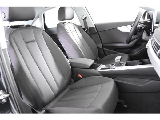 Audi A4 Limousine 35 TFSI S-Tronic *1ste Eigenaar*Navigatie*Trekhaak*PDC* ActivLease financial lease