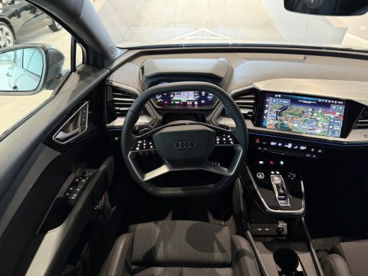 Audi Q4 e-tron S edition e-tron 45 210kW/286pk 82Kwh Hatchback Elektr. aandrijving quattro ActivLease financial lease