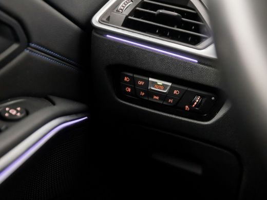 BMW 3-serie 320i High Executive M Sport 184Pk Automaat (SCHUIFDAK, M PAKKET, APPLE CARPLAY, LEDER/ALCANTARA, ... ActivLease financial lease