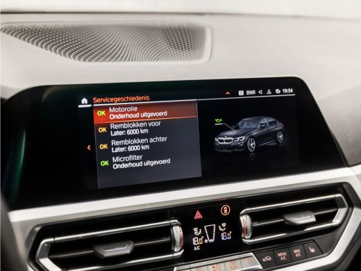 BMW 3-serie 320i High Executive M Sport 184Pk Automaat (SCHUIFDAK, M PAKKET, APPLE CARPLAY, LEDER/ALCANTARA, ... ActivLease financial lease