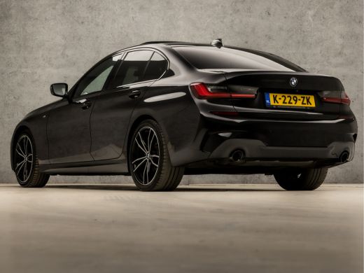 BMW 3-serie 320i High Executive M Sport 184Pk Automaat (SCHUIFDAK, M PAKKET, APPLE CARPLAY, LEDER/ALCANTARA, ... ActivLease financial lease
