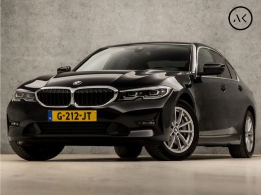 BMW 3-serie 330e Sportline 293Pk Automaat (APPLE CARPLAY, M STUUR, 1e EIGENAAR, GROOT NAVI, STOELVERWARMING, ... BMW 3-serie 330e Sportline 293Pk Automaat (APPLE CARPLAY, M STUUR, 1e EIGENAAR, GROOT NAVI, STOELVERWARMING, ...