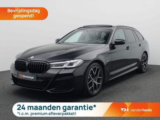 BMW 5 Serie Touring 530e Business Edition 252PK matrix led, trekhaak, head-up display, panoramadak, achteruit...