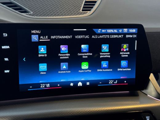 BMW iX2 eDrive20 67 kWh M-Sport / Panoramadak / Harman Kardon Soundsystem / Head-up Display / 20 inch lic... ActivLease financial lease