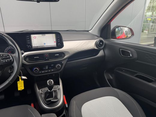Hyundai i10 1.0 Premium Camera | Climate controle | Carplay | Elektrische spiegels | Cruise control | Draadlo... ActivLease financial lease
