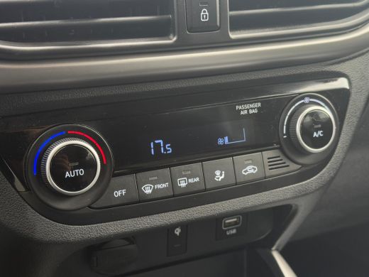 Hyundai i10 1.0 Premium Camera | Climate controle | Carplay | Elektrische spiegels | Cruise control | Draadlo... ActivLease financial lease