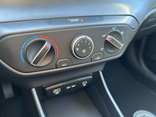 Hyundai i20 1.2 MPI Comfort | VOORRAADKORTING | Achteruitrijcamera | Cruise Control | Airco | Lichtmetalen ve... ActivLease financial lease