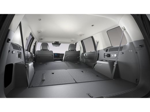 Hyundai Santa Fe Hyundai 1.6 T-GDI HEV Premium 7p. € 5.992,- Voorraad Voordeel AUTOMATIC ActivLease financial lease