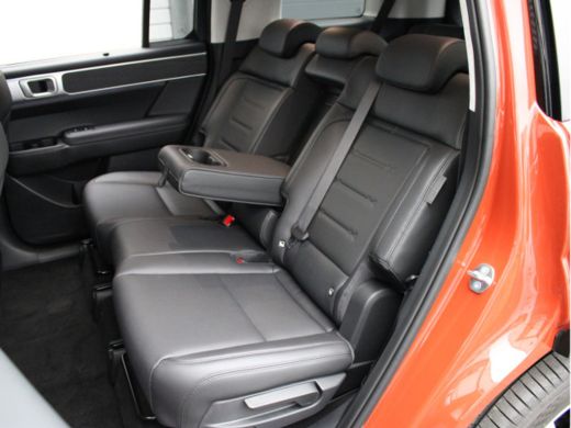 Hyundai Santa Fe Hyundai 1.6 T-GDI HEV Premium 7p. | Leder | 360 Camera | Suede hemel | Hybride zonder stekker | ActivLease financial lease