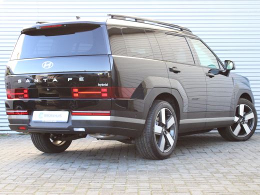 Hyundai Santa Fe Hyundai 1.6 T-GDI HEV Premium Sky 7p. | Schuif-kantel Panoramadak | Head-up Display | Digitale bi... ActivLease financial lease