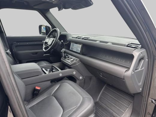 Land Rover Defender Hard Top 3.0 D300 110 MHEV X-Dynamic HSE | GRIJSKENTEKEN | Trekhaak | Panoramadak | koelbox | Geh... ActivLease financial lease