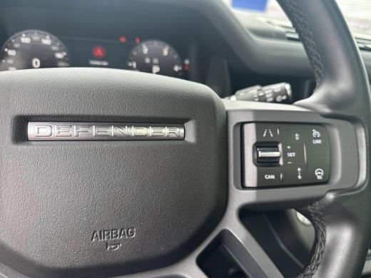 Land Rover Defender Hard Top 3.0 D300 110 MHEV X-Dynamic HSE | GRIJSKENTEKEN | Trekhaak | Panoramadak | koelbox | Geh... ActivLease financial lease