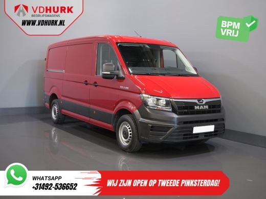 MAN TGE 2.0 TDI L3H2 BPM VRIJ! 3 Pers./ 2.5t Trekverm./ Carplay/ Betimmerd/ Cruise/ Navi/ Camera MAN TGE 2.0 TDI L3H2 BPM VRIJ! 3 Pers./ 2.5t Trekverm./ Carplay/ Betimmerd/ Cruise/ Navi/ Camera