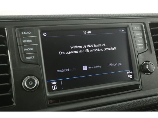 MAN TGE 50 2.0 L3H3 177PK 3500KG Trekgew. Dubbellucht Airco Carplay Navi 3 Persoons Trekhaak ActivLease financial lease