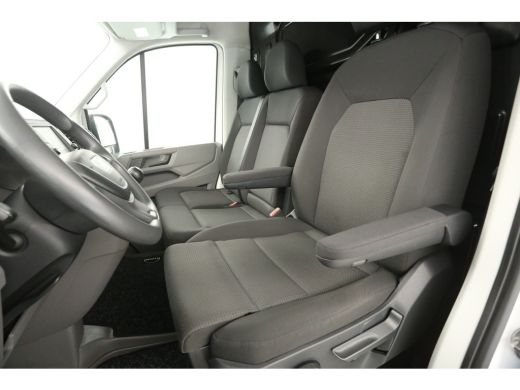 MAN TGE 50 2.0 L3H3 177PK 3500KG Trekgew. Dubbellucht Airco Carplay Navi 3 Persoons Trekhaak ActivLease financial lease