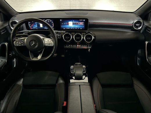 Mercedes A-Klasse 200 AMG Pano Nightpakket Widescreen NAP ActivLease financial lease