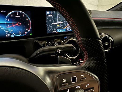 Mercedes A-Klasse 200 AMG Pano Nightpakket Widescreen NAP ActivLease financial lease
