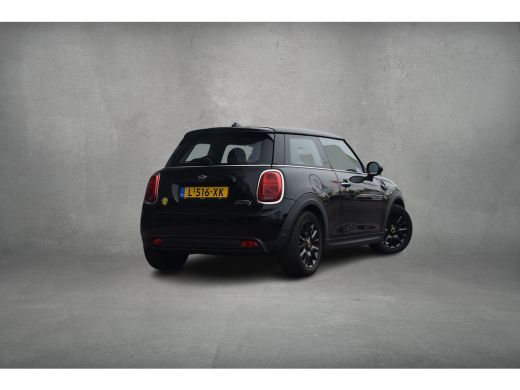 Mini Mini Electric Classic 33 kWh | Apple CarPlay | Half Leer | Cruise | Climate ActivLease financial lease
